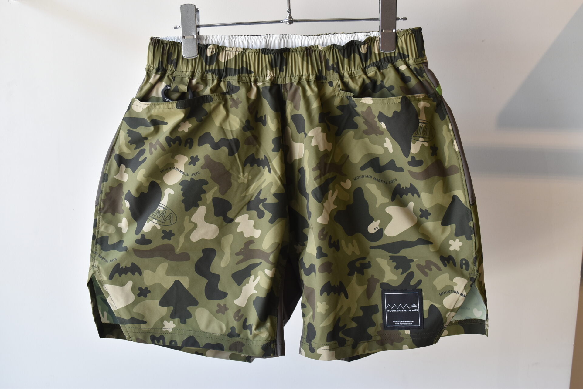 MOUNTAIN MARTIAL ARTS マウンテンマーシャルアーツ MMA21-59 MMA Jerry Ukai PONCHOMAN CAMO  Hike&Run Shorts | circle AOMORI